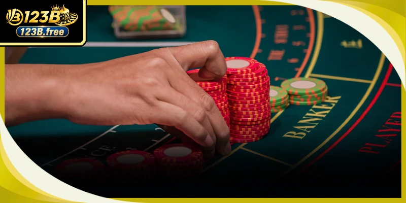 Luật chơi baccarat phối hợp cùng các mẹo đi tiền sẽ đảm bảo lợi nhuận lâu dài